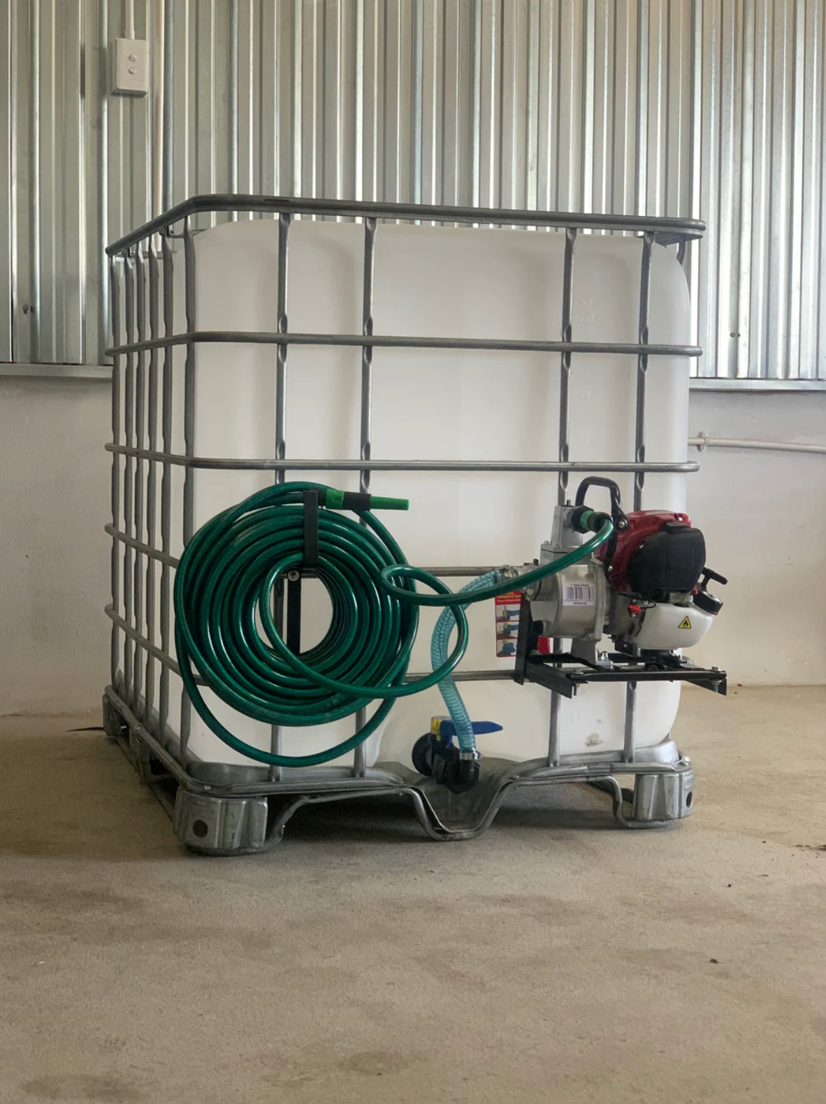1000L Water Bowser 90 l/min